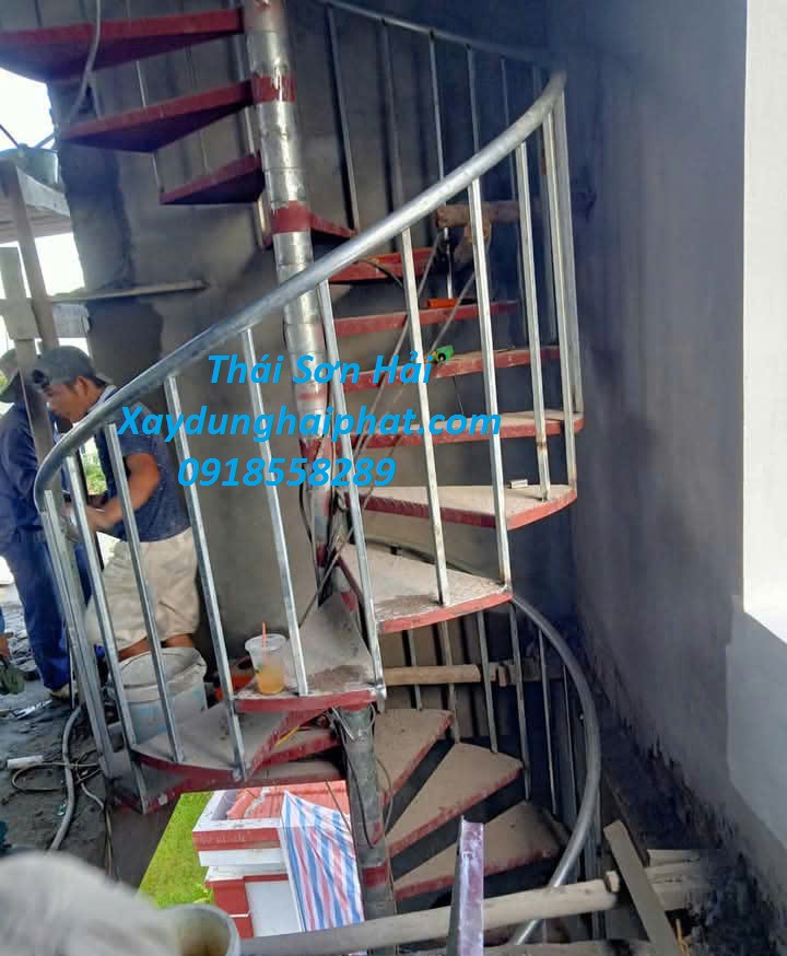 bang-gia-cau-thang-sat-gia-cau-thang-sat-hop-2026-tai-Ha-Noi-3