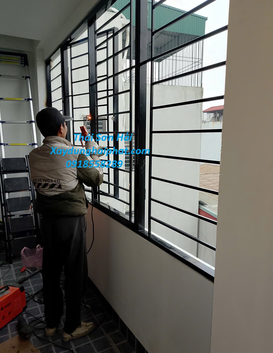 bao-gia-khung-sat-chong-trom-chuong-cop-bao-ve-nha-o-Ha-Noi-4