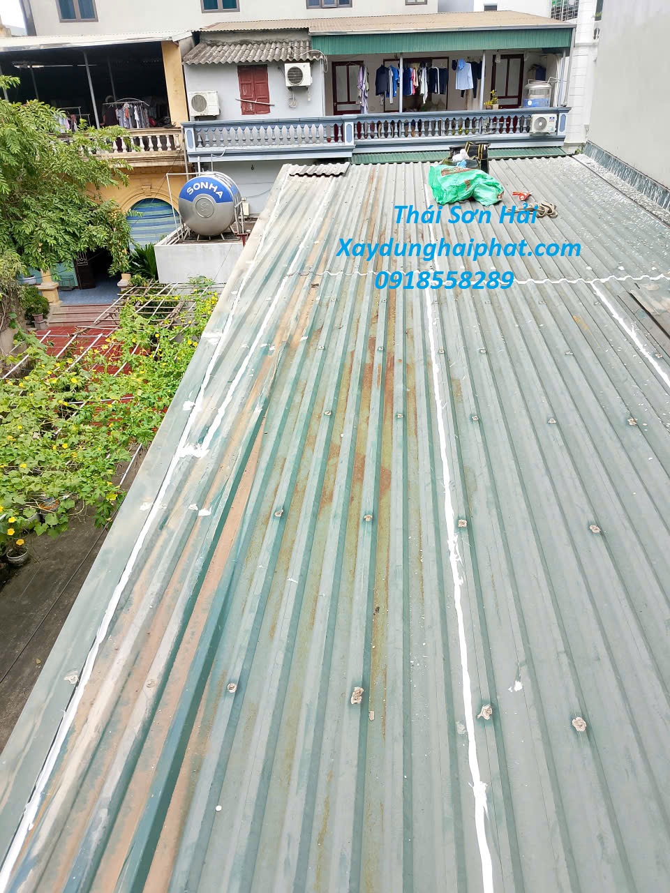 chuyen-gia-chong-tham-mai-ton-chong-tham-dot-mai-nha-Ha-Noi-3