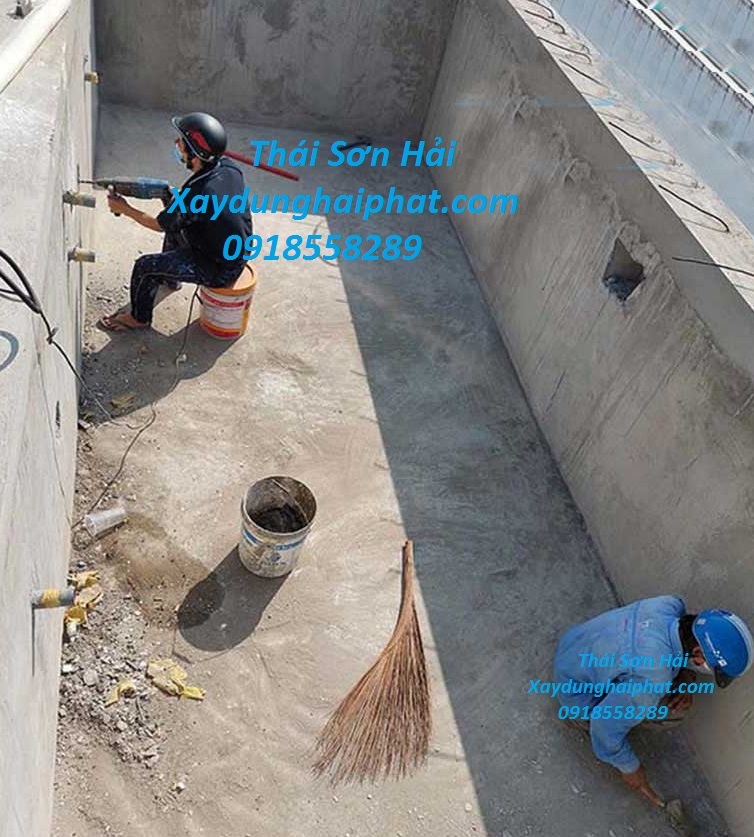 chuyen-gia-xu-ly-tham-nuoc-chong-tham-be-ngam-dan-dung-o-HN-2