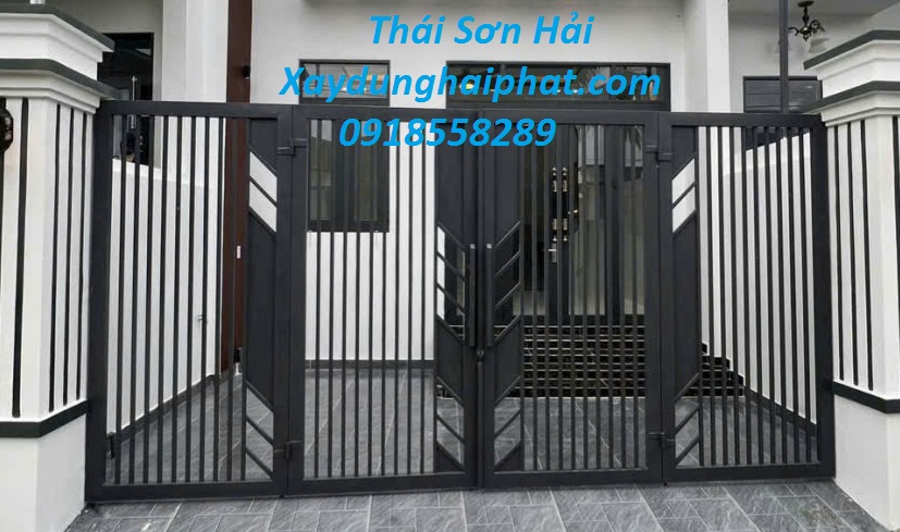 co-so-thi-cong-lam-cua-cong-sat-mai-ton-ben-dep-o-HN-5