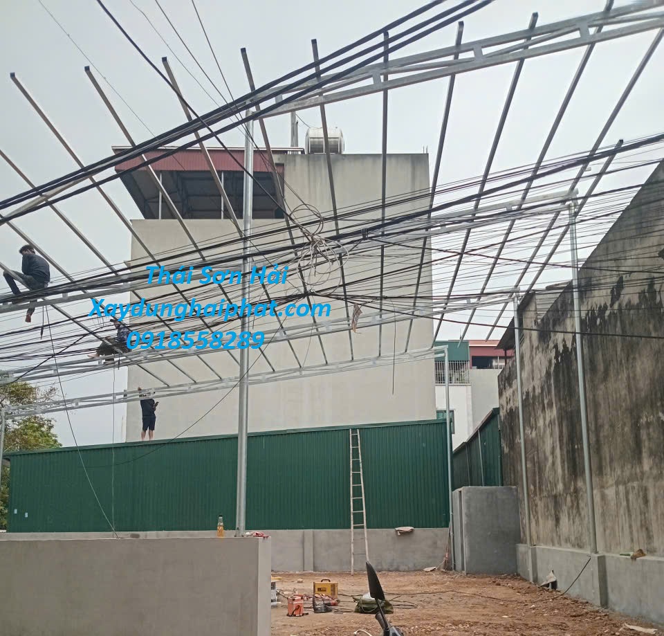 co-so-thi-cong-lam-cua-cong-sat-mai-ton-ben-dep-o-HN-6