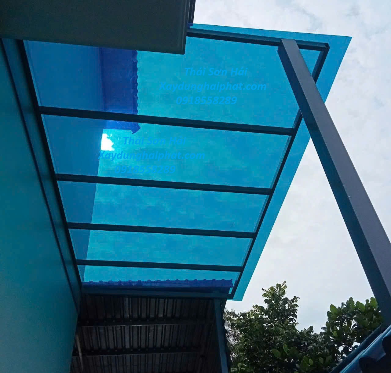 cong-ty-lam-mai-poly-lay-sang-lam-mai-che-san-thuong-o-Ha-Noi-5