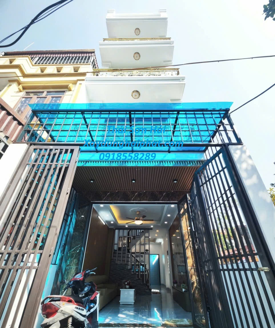 cong-ty-lam-mai-poly-nha-dan-lam-mai-che-poly-Ha-Noi-5