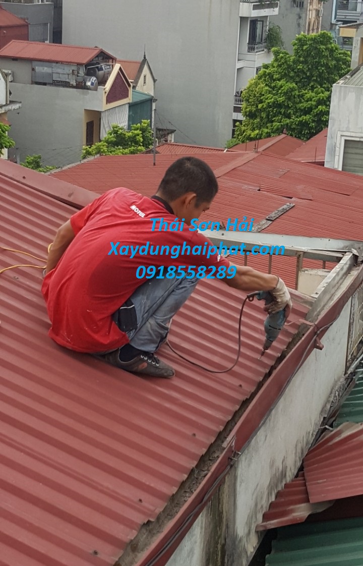 cong-ty-lam-mang-ton-inox-sua-chua-thay-mang-ton-hu-hong-o-HN-8