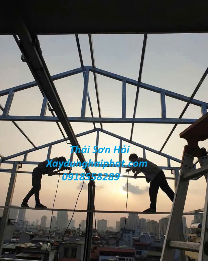 cong-ty-lap-dat-mai-ton-gia-re-lam-mai-ton-san-thuong-dep-o-HN-4