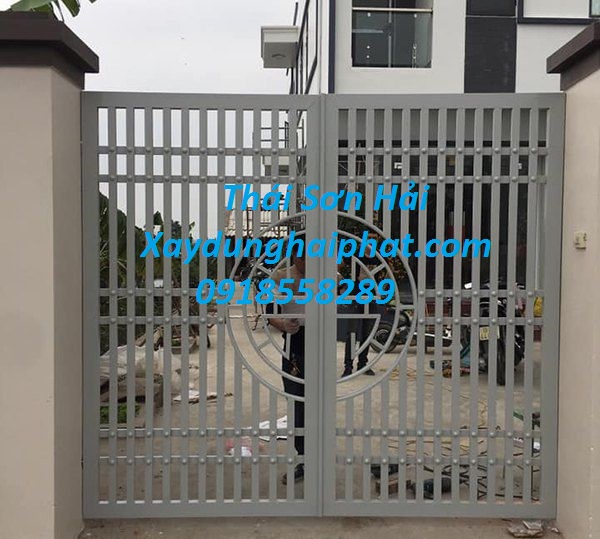 cong-ty-son-cua-sat-tai-nha-nhan-son-cua-sat-o-HN-1