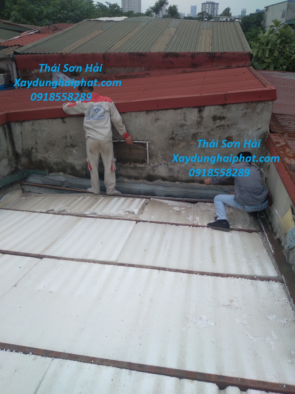 cong-ty-sua-chua-mai-ton-chuyen-nghiep-chong-dot-mai-ton-mua-mua-o-HN-1