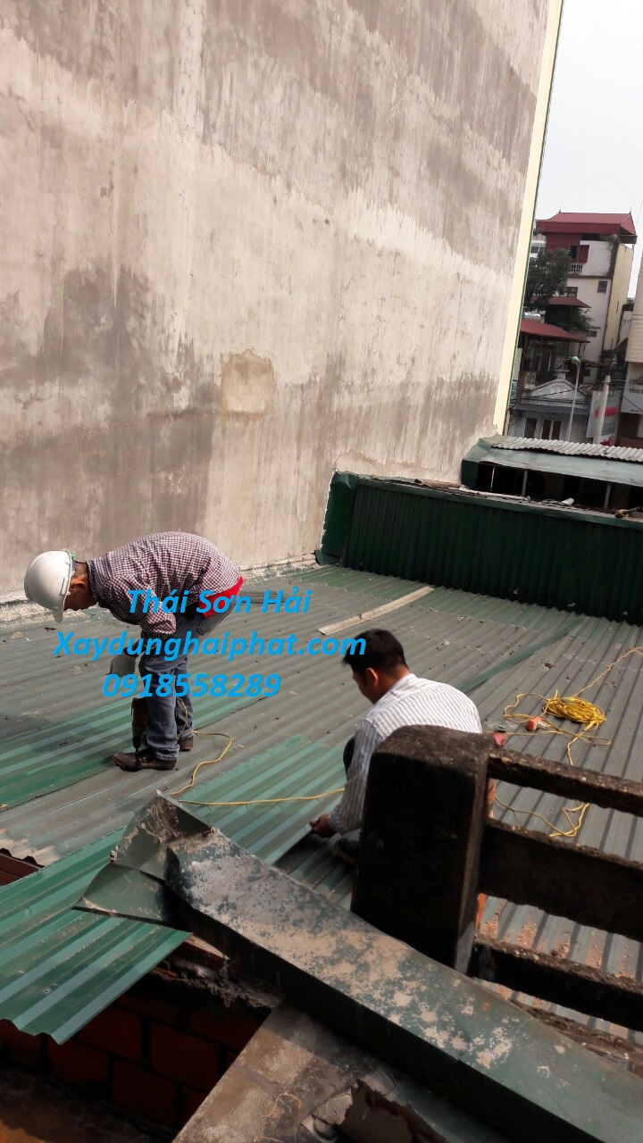 dich-vu-ban-lai-vit-mai-ton-cai-tao-mai-ton-chong-dot-o-hn-uy-tin-4