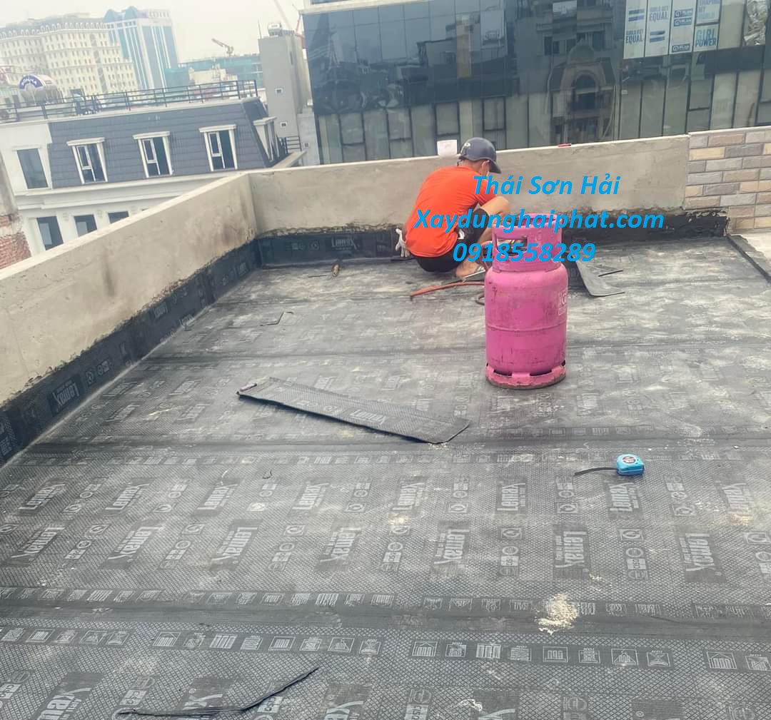 dich-vu-chong-tham-mai-nha-chong-tham-khe-nut-san-mai-triet-de-o-Ha-Noi-3