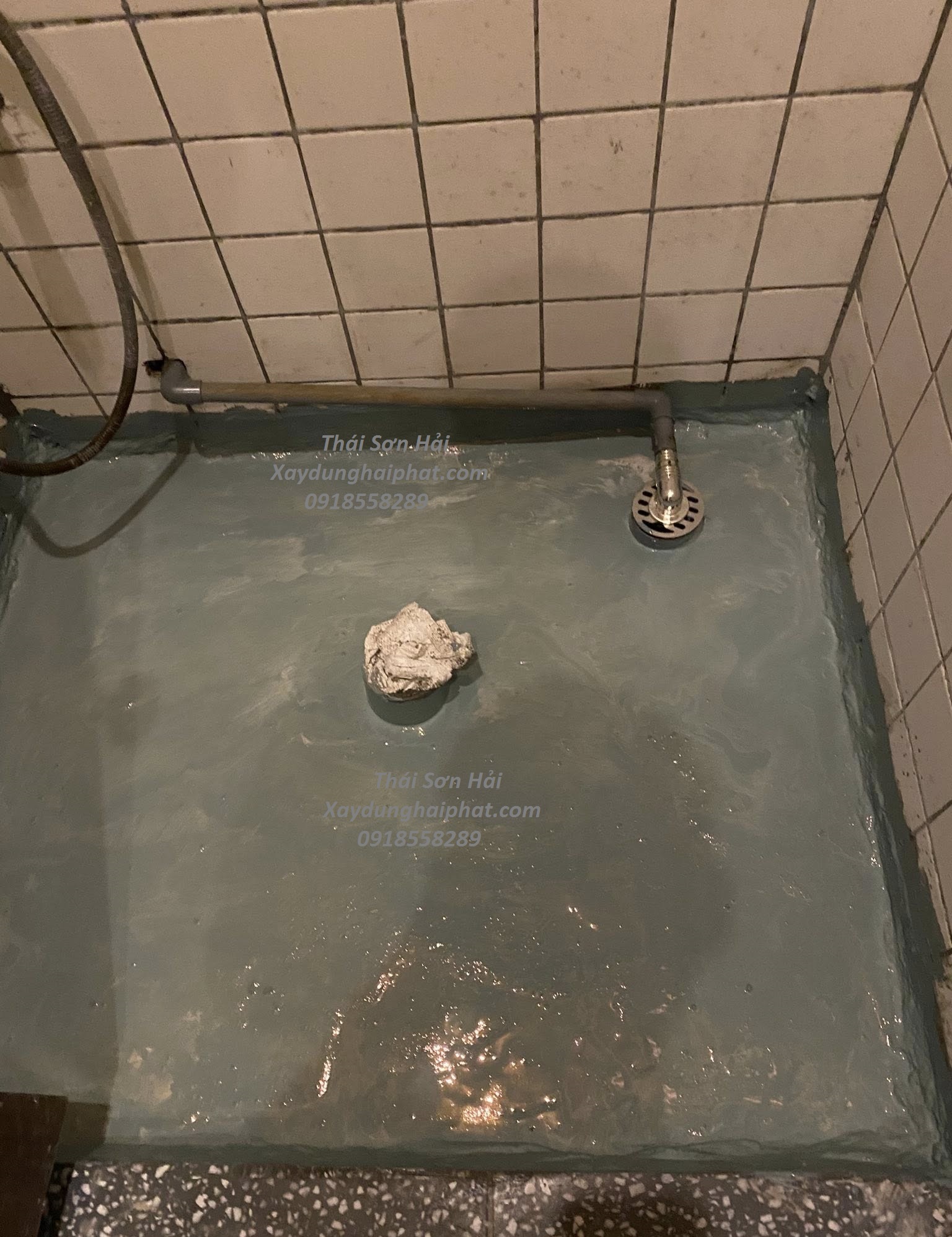 dich-vu-chong-tham-toilet-nen-nha-tam-gia-re-tai-Thanh-Xuan-HN-4