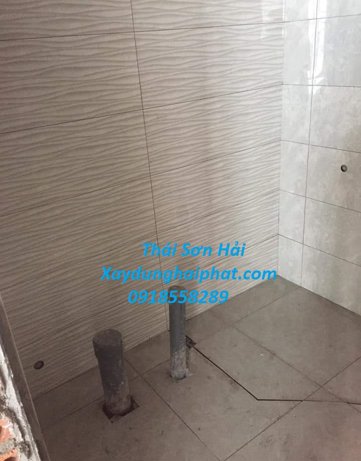 dich-vu-chong-tham-toilet-nha-tam-gia-tot-tai-HN-1