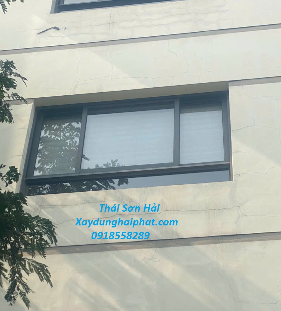 dich-vu-chong-tham-tran-tuong-chong-tham-co-tran-bang-sika-o-HN-1