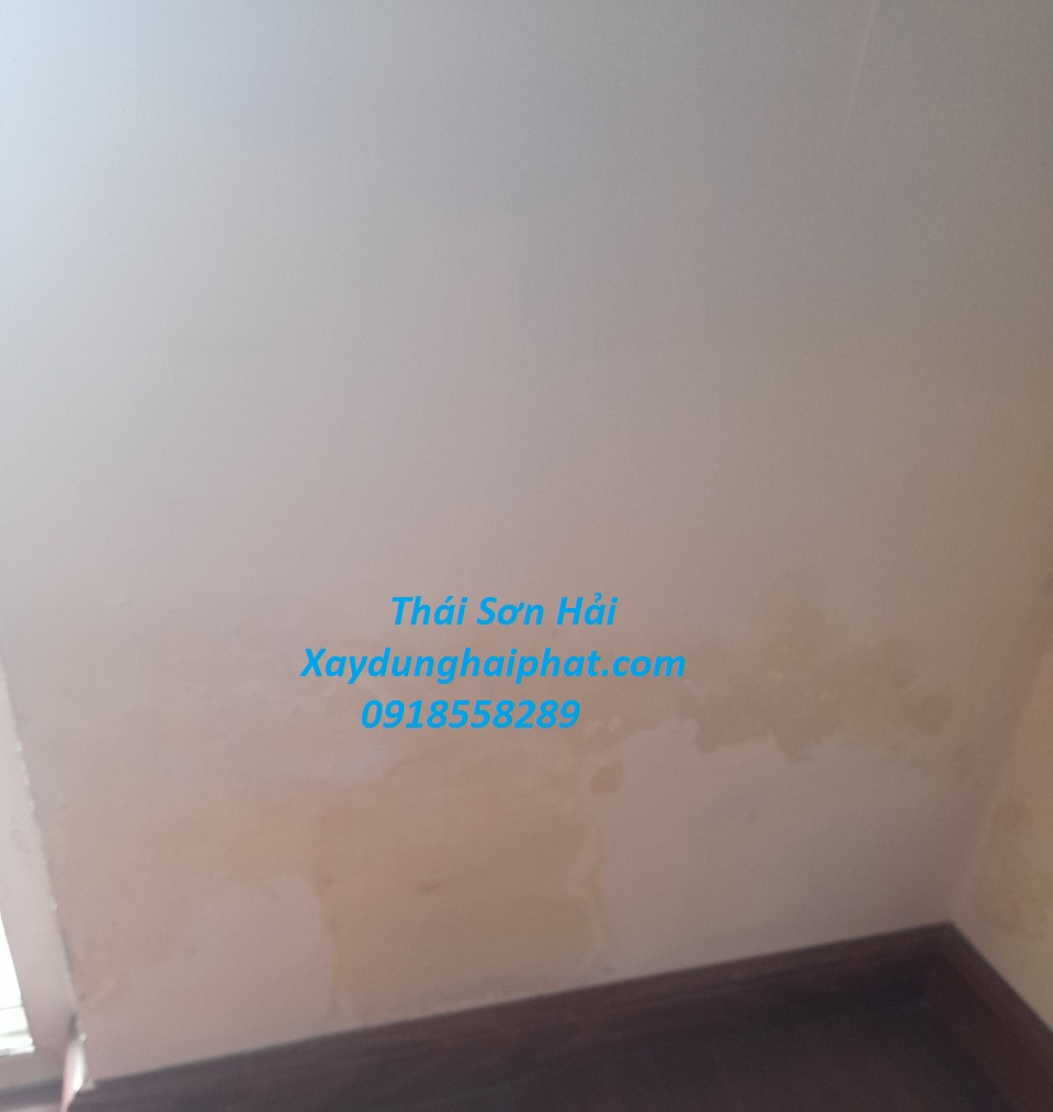 dich-vu-chong-tham-tuong-nut-chong-tham-dot-tuong-nha-cu-o-HN-5