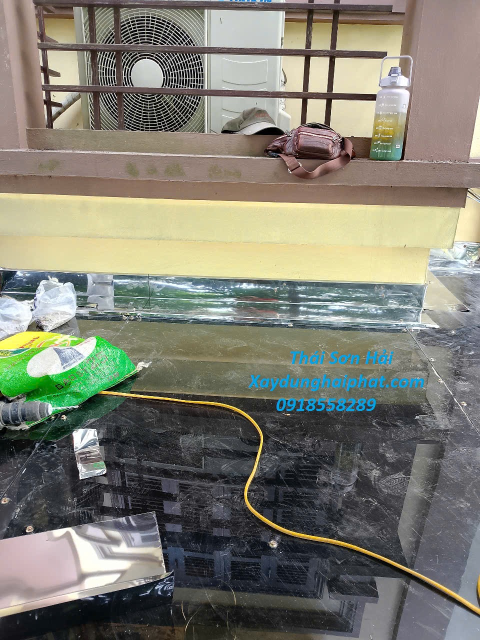 dich-vu-lam-mai-che-poly-uy-tin-lop-mai-poly-an-toan-o-HN-5