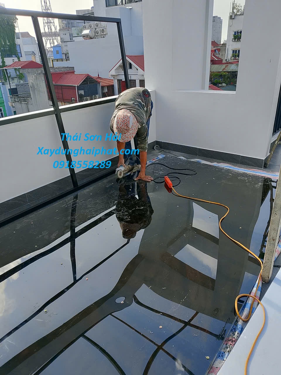 dich-vu-lam-mai-nhua-gia-re-lam-mai-nhua-gia-tot-o-Ha-Noi-2