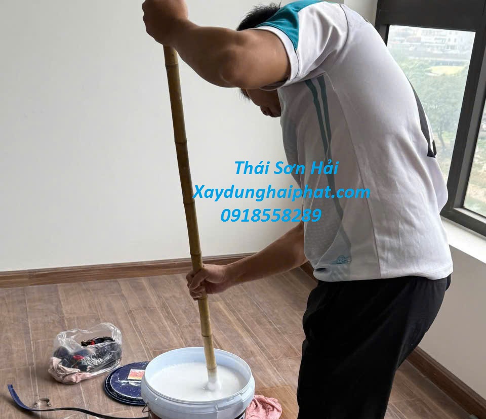 dich-vu-lan-son-chong-tham-tuong-ngoai-troi-gia-re-o-Ha-Noi-2