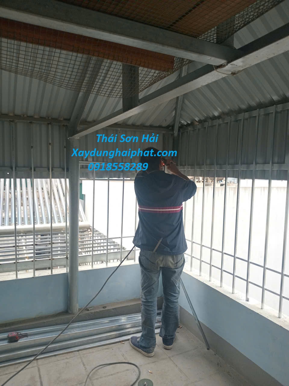 dich-vu-lap-dat-long-sat-bao-ve-chuong-cop-an-toan-chong-chom-o-HN-5