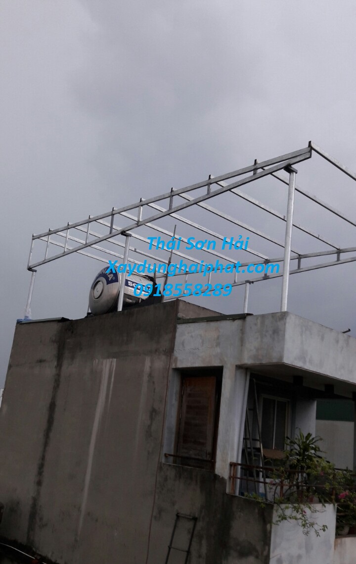 dich-vu-lap-dat-mai-ton-san-thuong-thi-cong-mai-ton-ben-dep-o-HN-4