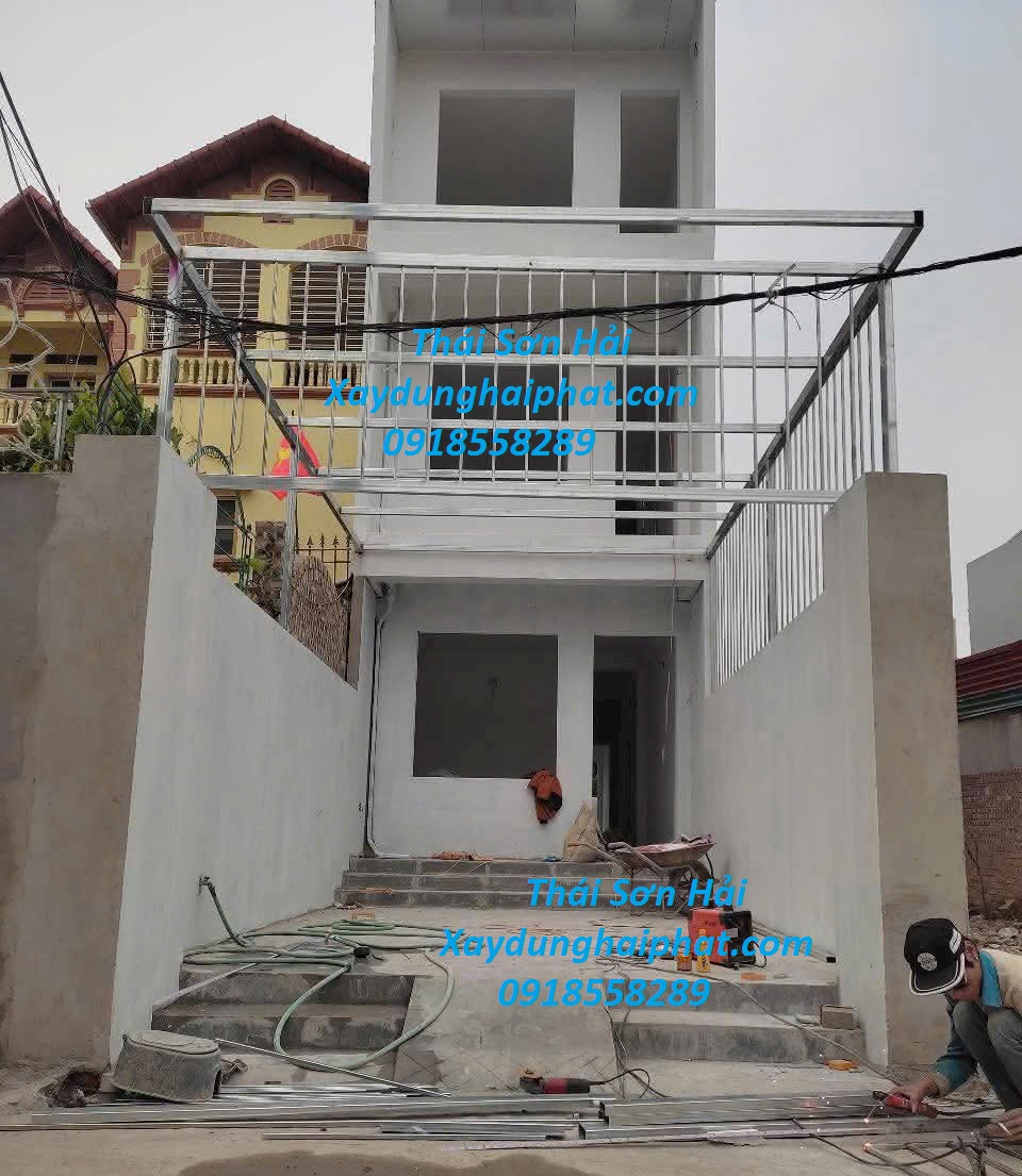 dich-vu-lop-mai-ton-cach-nhiet-cai-tao-mai-ton-nha-dan-o-Ha-Noi-3