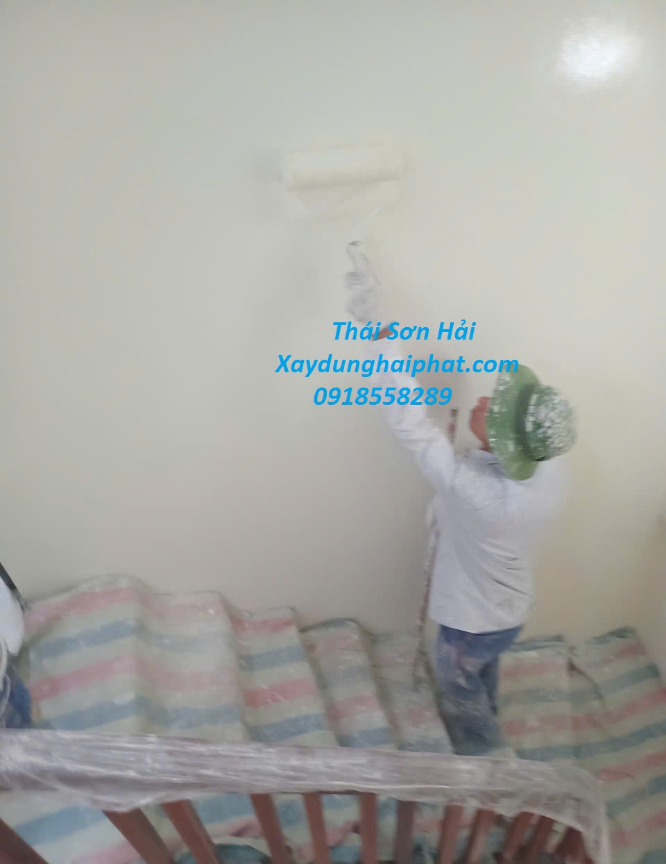 dich-vu-son-chong-tham-gia-re-chong-tham-tuong-nha-cu-o-Ha-Noi-1