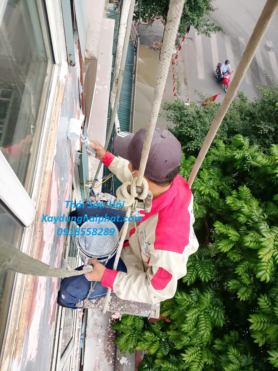 dich-vu-son-chong-tham-tron-goi-chong-tham-nha-cu-o-Ha-Noi-1