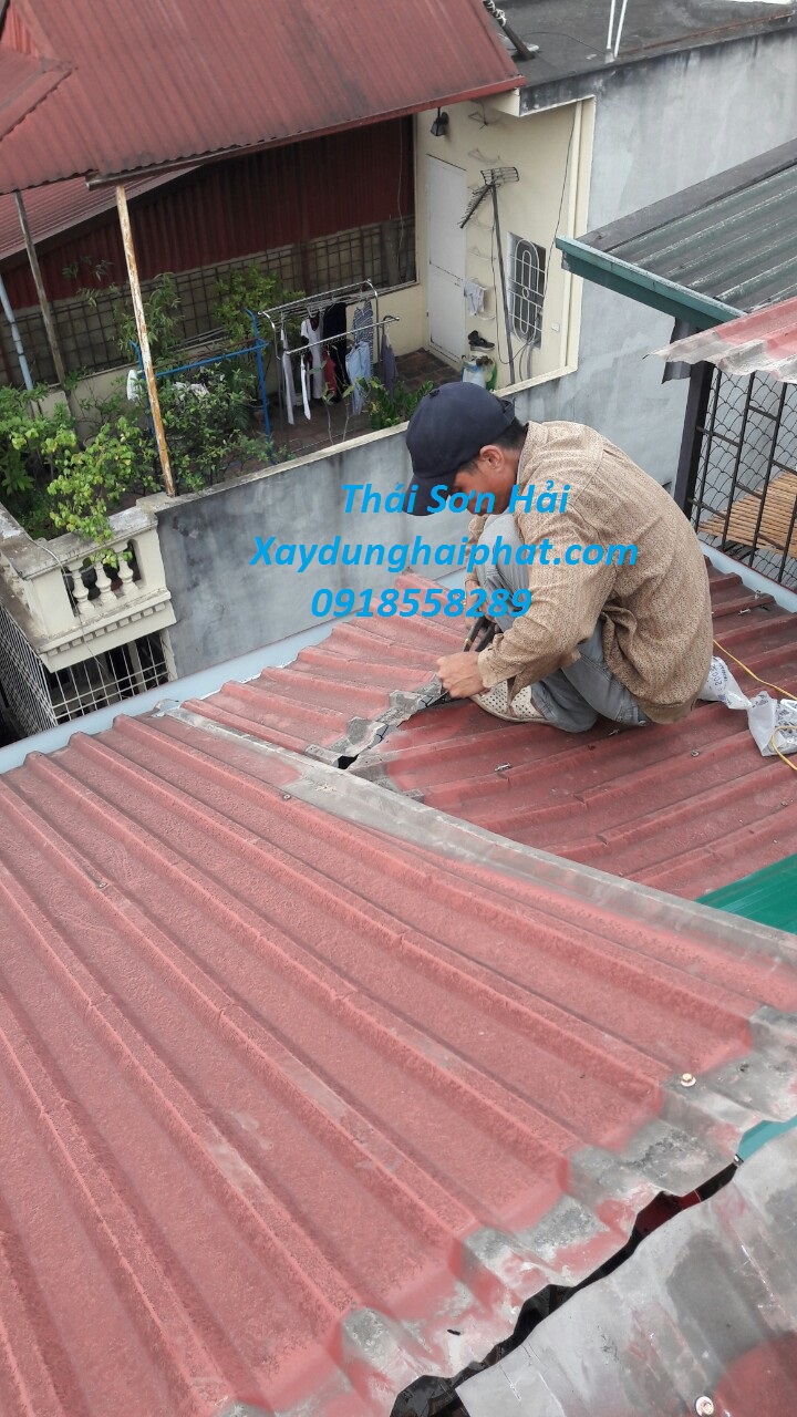 dich-vu-sua-mai-ton-cai-tao-mai-ton-cu-xuong-cap-o-HN-6