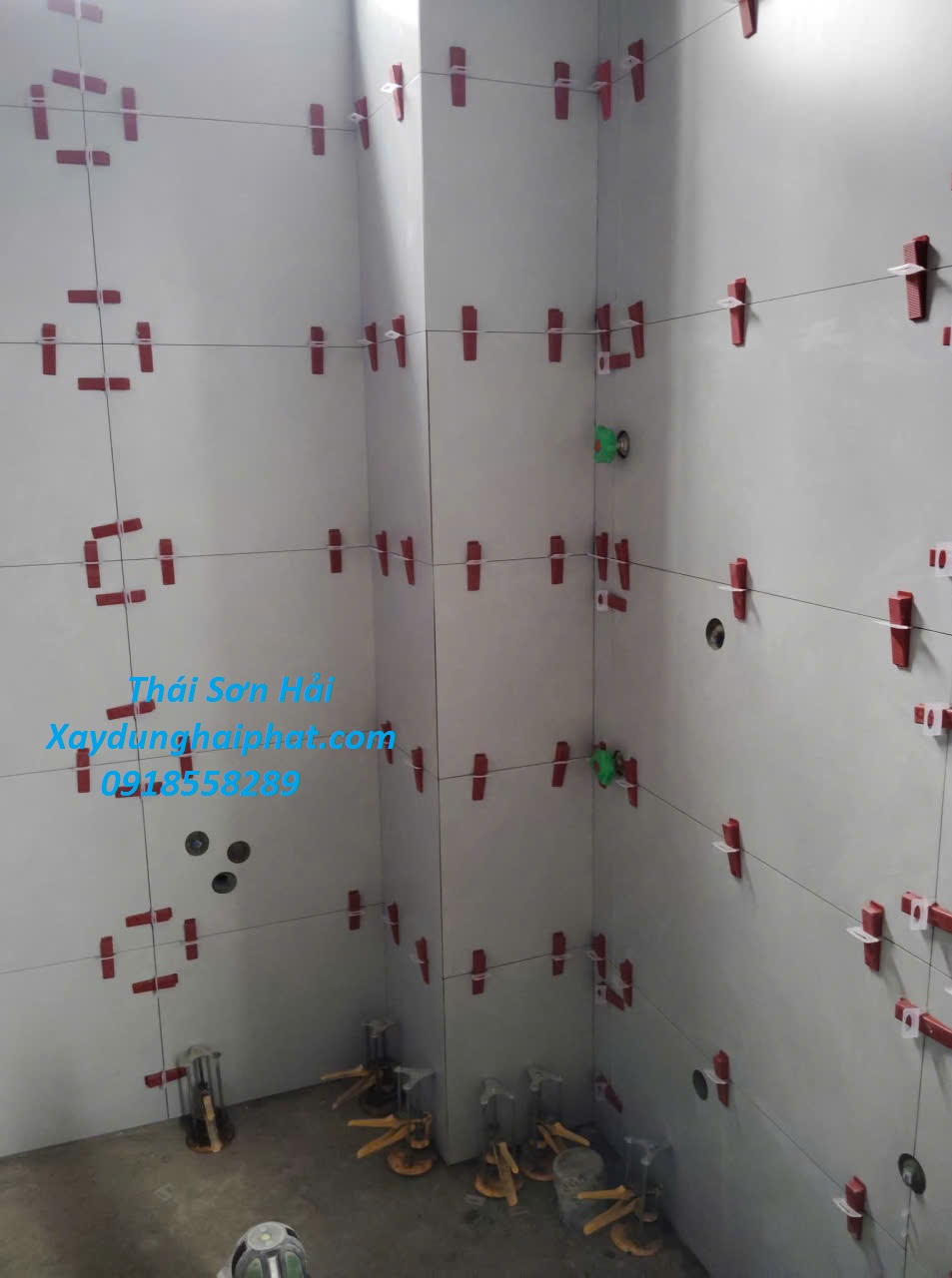 doc-trat-tuong-nha-cu-cai-tao-can-ho-chung-cu-cu-HN-5