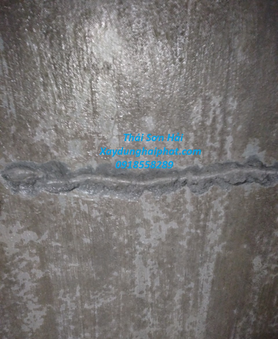 doi-ngu-chong-tham-be-ngam-chong-tham-be-ngam-cu-bi-xuong-cap-o-HN-2