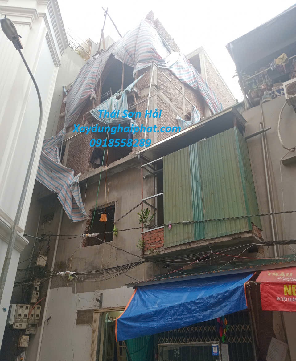 don-vi-sua-nha-uy-tin-chuyen-cai-tao-nha-o-xuong-cap-tai-Ha-Noi-1