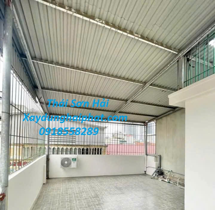 don-vi-thi-cong-cua-sat-mai-ton-chuong-cop-nha-pho-gia-re-o-Ha-Noi-6