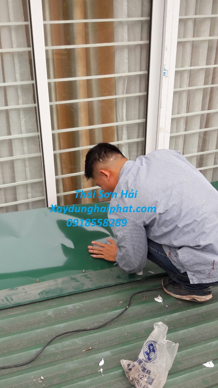 tho-chong-tham-khe-tuong-xu-ly-khe-ho-giua-2-nha-lien-ke-bang-ton-o-HN-4