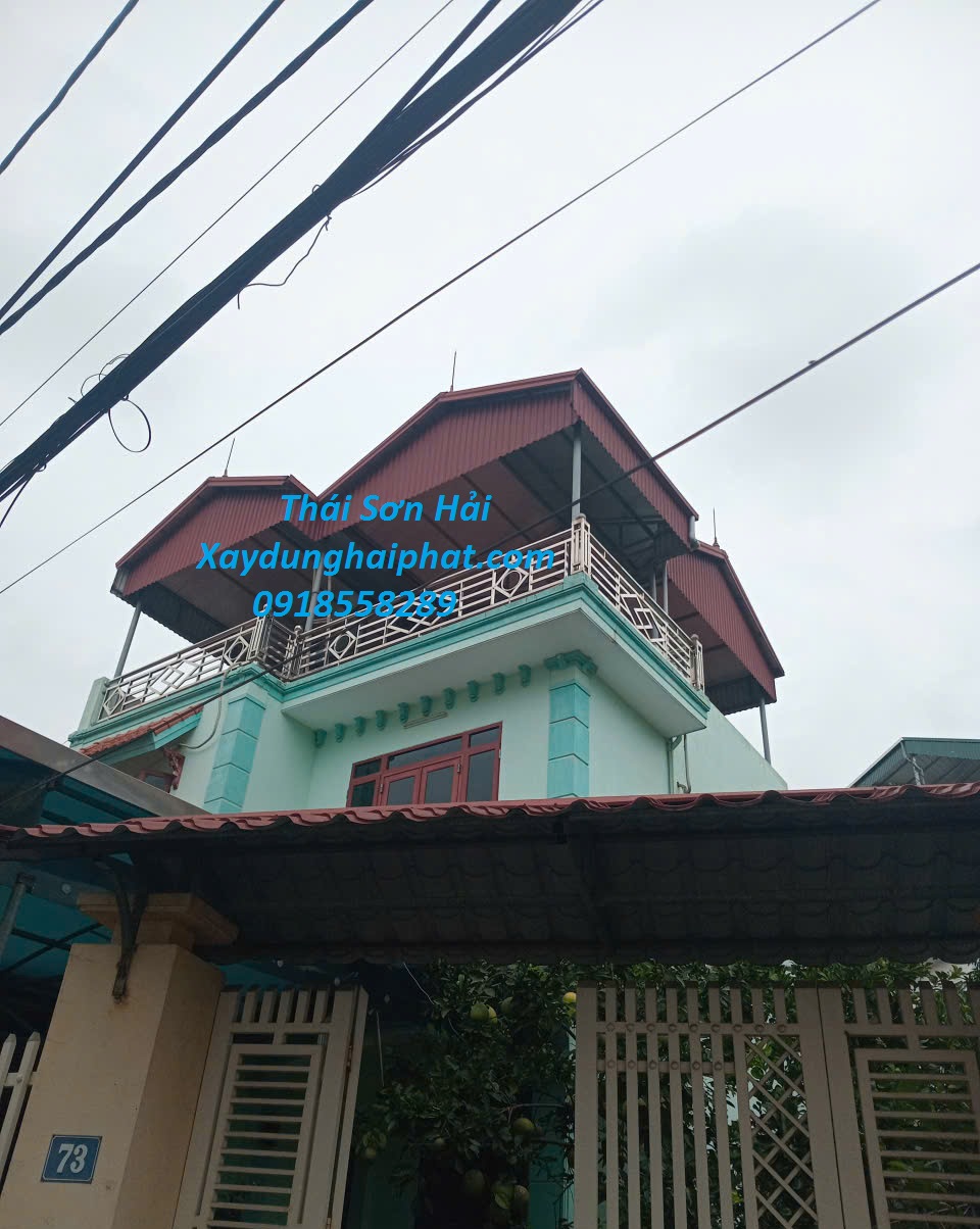tho-thi-cong-mai-ton-chuyen-nghiep-lam-mai-ton-che-san-thuong-o-Ha-Noi-1