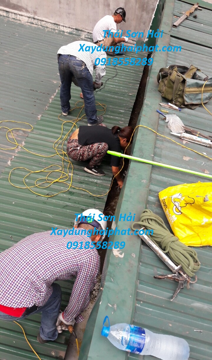 xu-ly-chong-tham-khe-ho-nha-lien-ke-chong-tham-khe-tiep-giap-tuong-o-HN-2