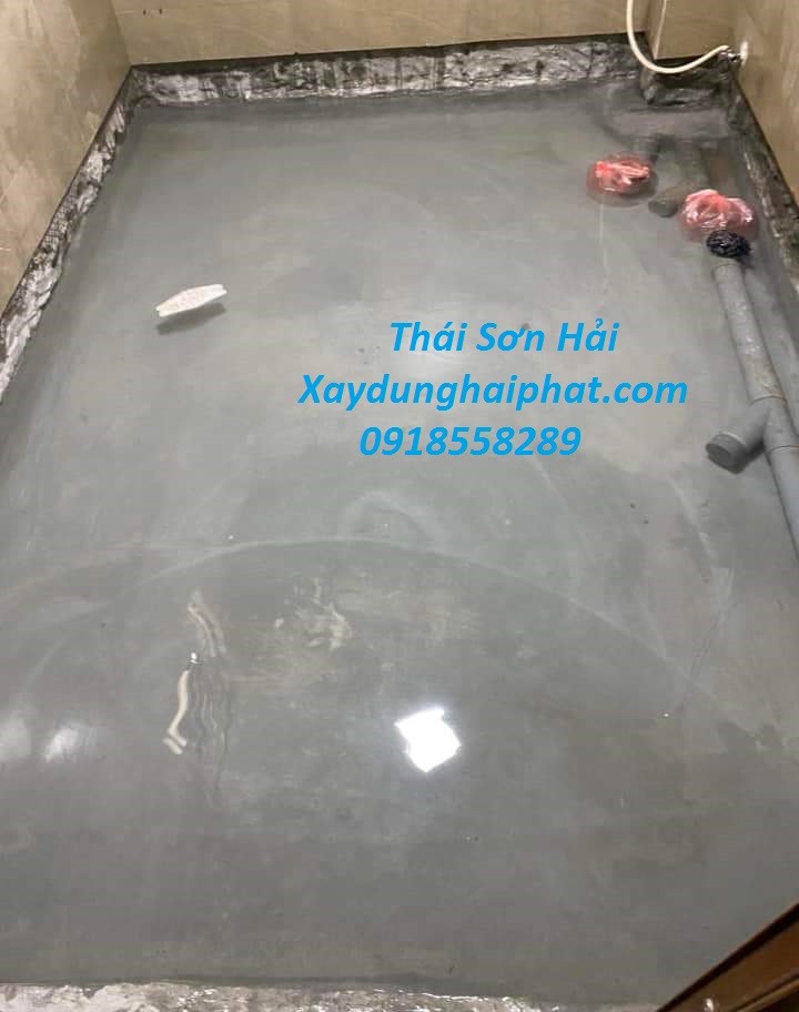 xu-ly-tham-nuoc-san-toilet-chong-tham-san-nha-ve-sinh-o-ha-noi-1